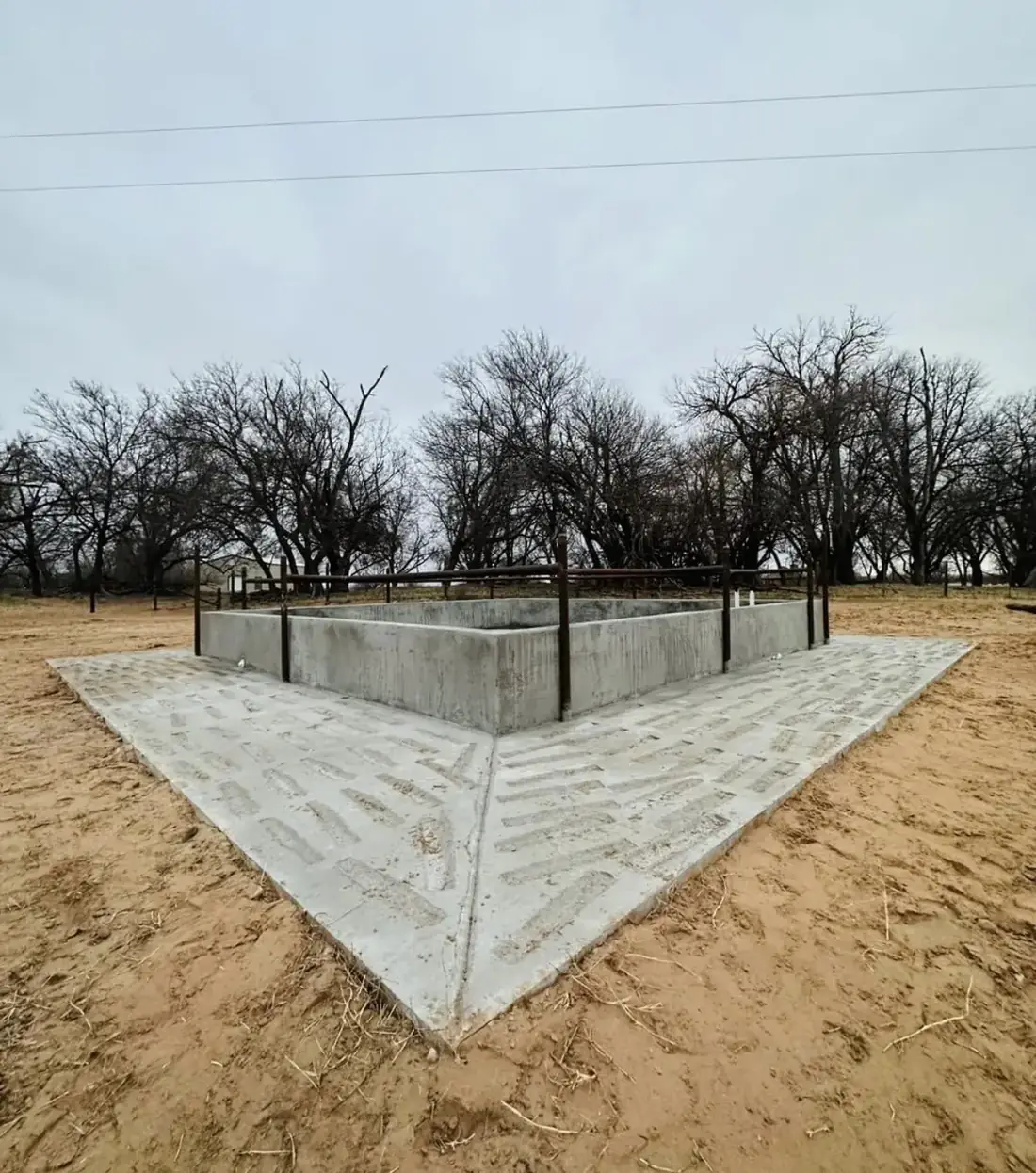 Formed concrete foundation stem wall by Double G Concrete Construction